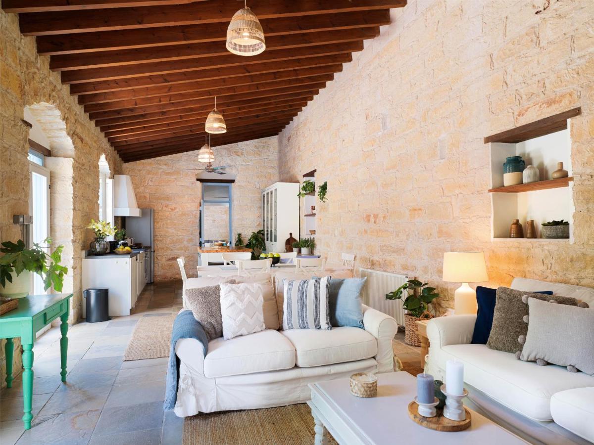 Villa Avgoustis Pachna Екстер'єр фото